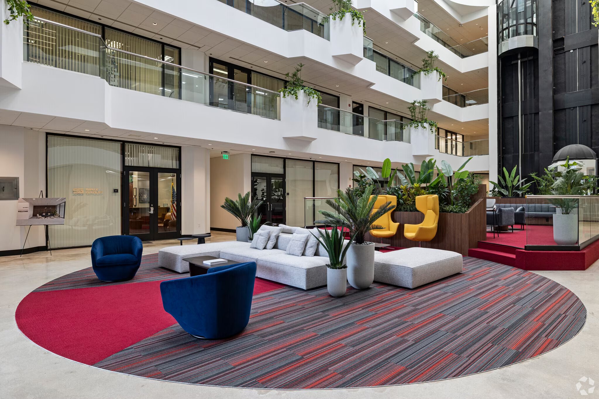 Atrium lounge